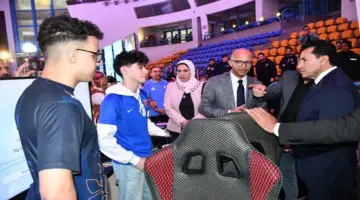 وزير الشباب والرياضة يشهد ختام بطولة الأندية لكرة القدم الإلكترونية باستاد القاهرة